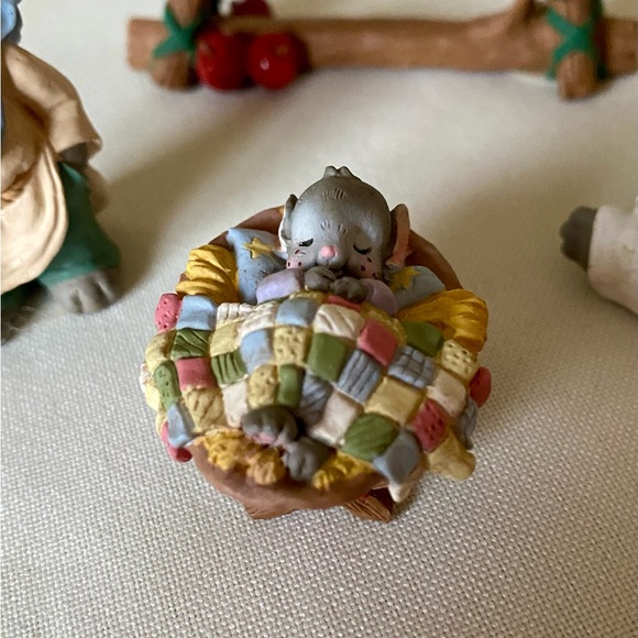 Midwest Mousekins Nativity Set - Picture 15 of 16
